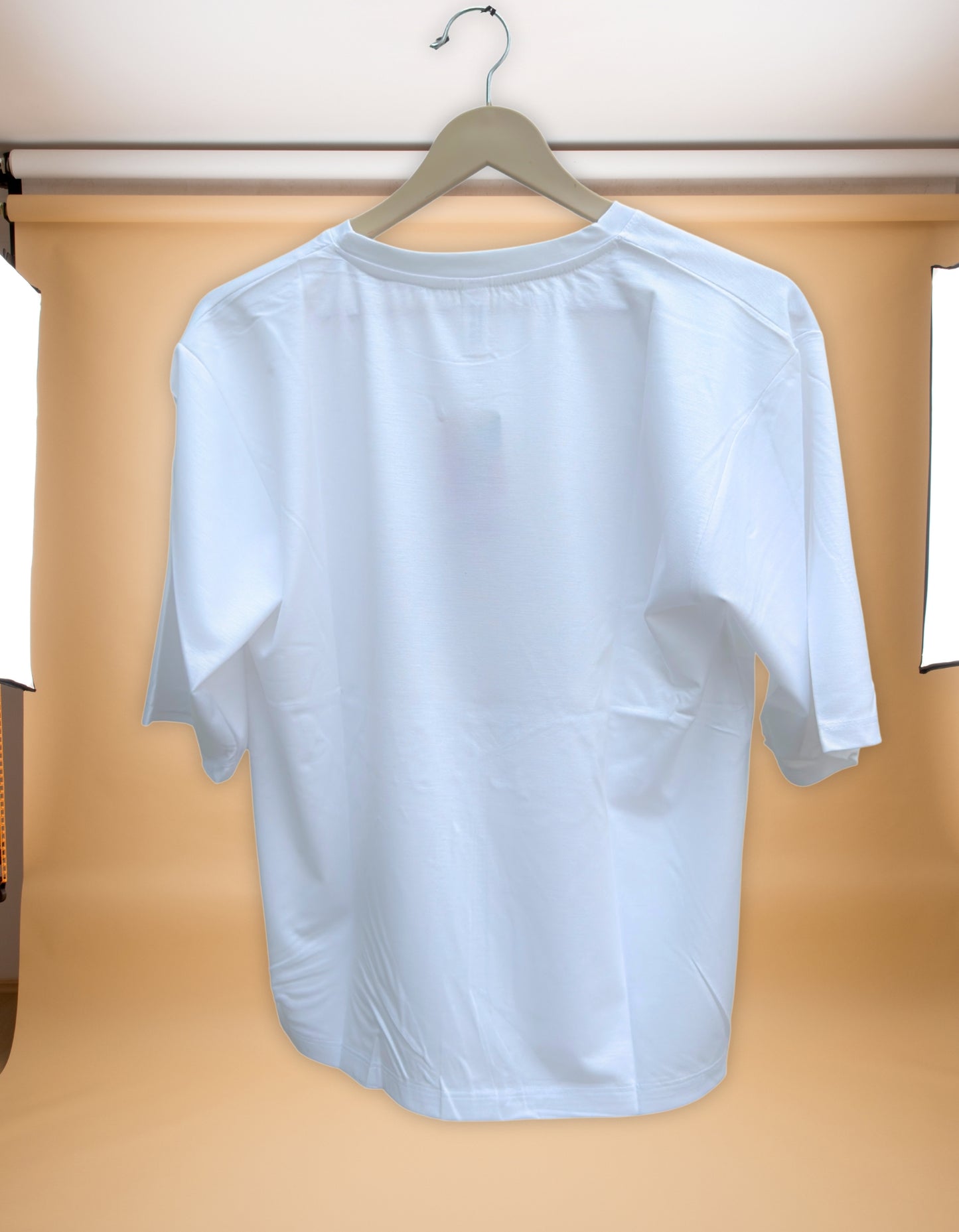 ✈️ “I’m Ready to Travel” Pearl White Short T-Shirt for Girls